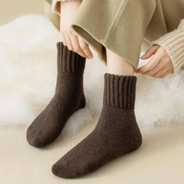 RELVANZO Women's Casual Soft Comfy Warm Socks for Fall & Winter